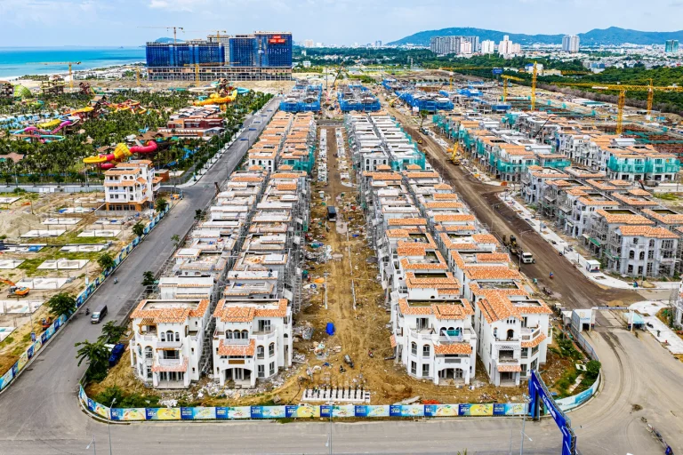 tien do xay dung Blanca City 1